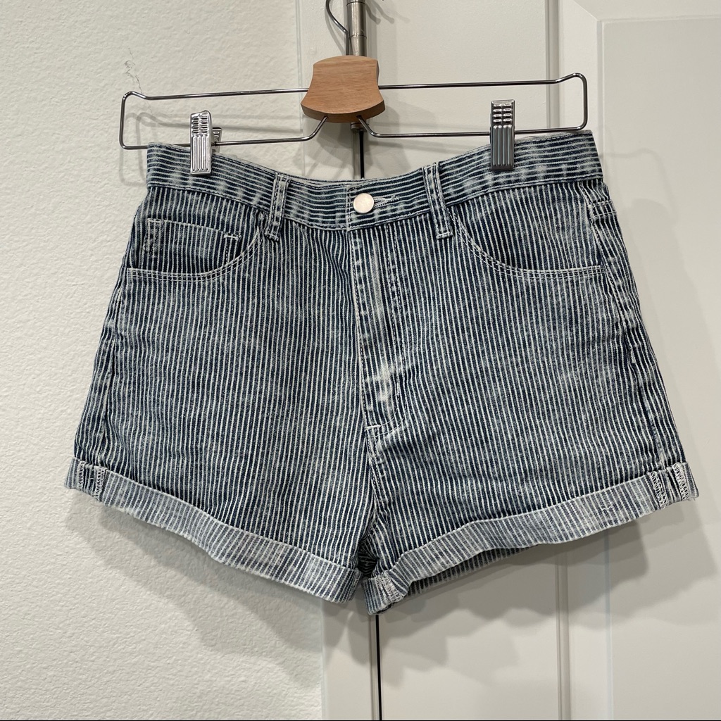 Forever12 Vintage Style Shorts In Stripe